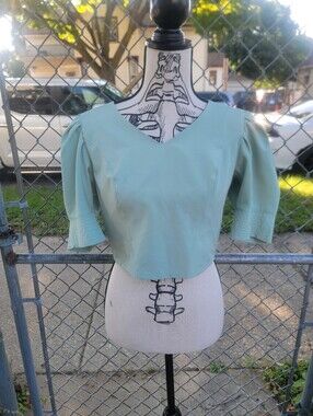 Ebba Mint Green Puff Sleeve Cropped Blouse Back Zip M